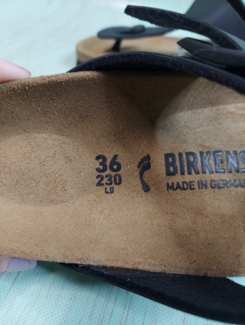 Birkenstock Gizeh Black Leather Sandals Sz 36 L5 - Picture 10 of 15